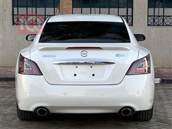 نيسان ماكسيما